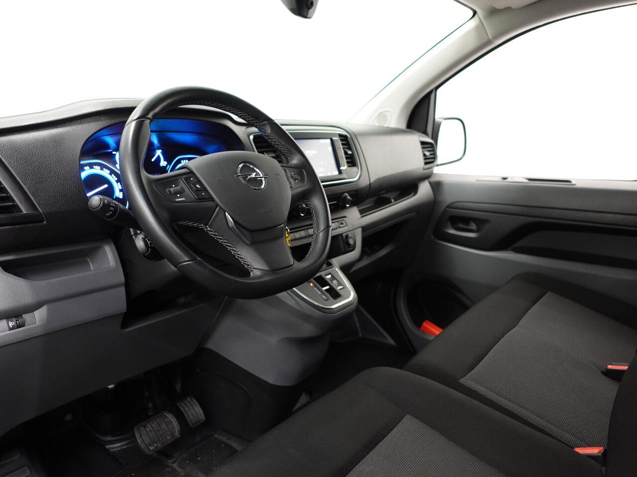 Opel VIVARO Vivaro-e L3H1 Edition 75 kWh Automaat Navigatie Cruise control