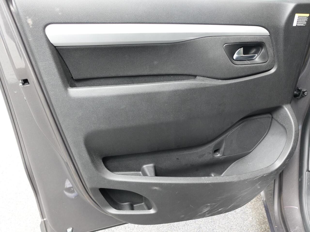 Opel VIVARO 145pk Automaat L3H1 Edition Dubbele Cabine Airco Cruise control Navigatie Trekhaak Carplay Parkeersensoren