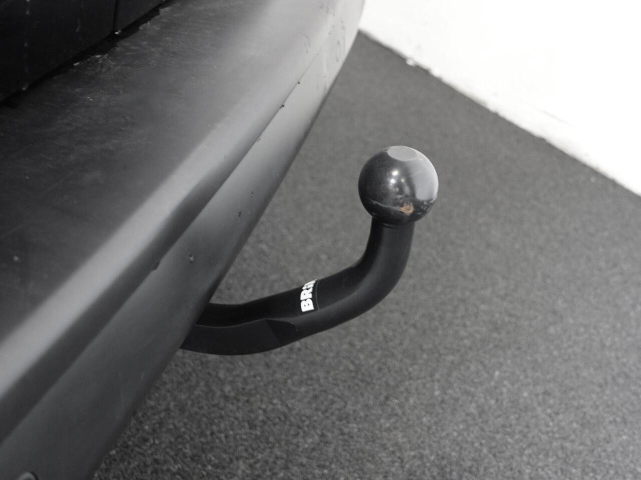 Opel VIVARO 2.0 CDTI 145 pk L3H1 Edition 3-zits Automaat Airco Navigatie Bluetooth Trekhaak