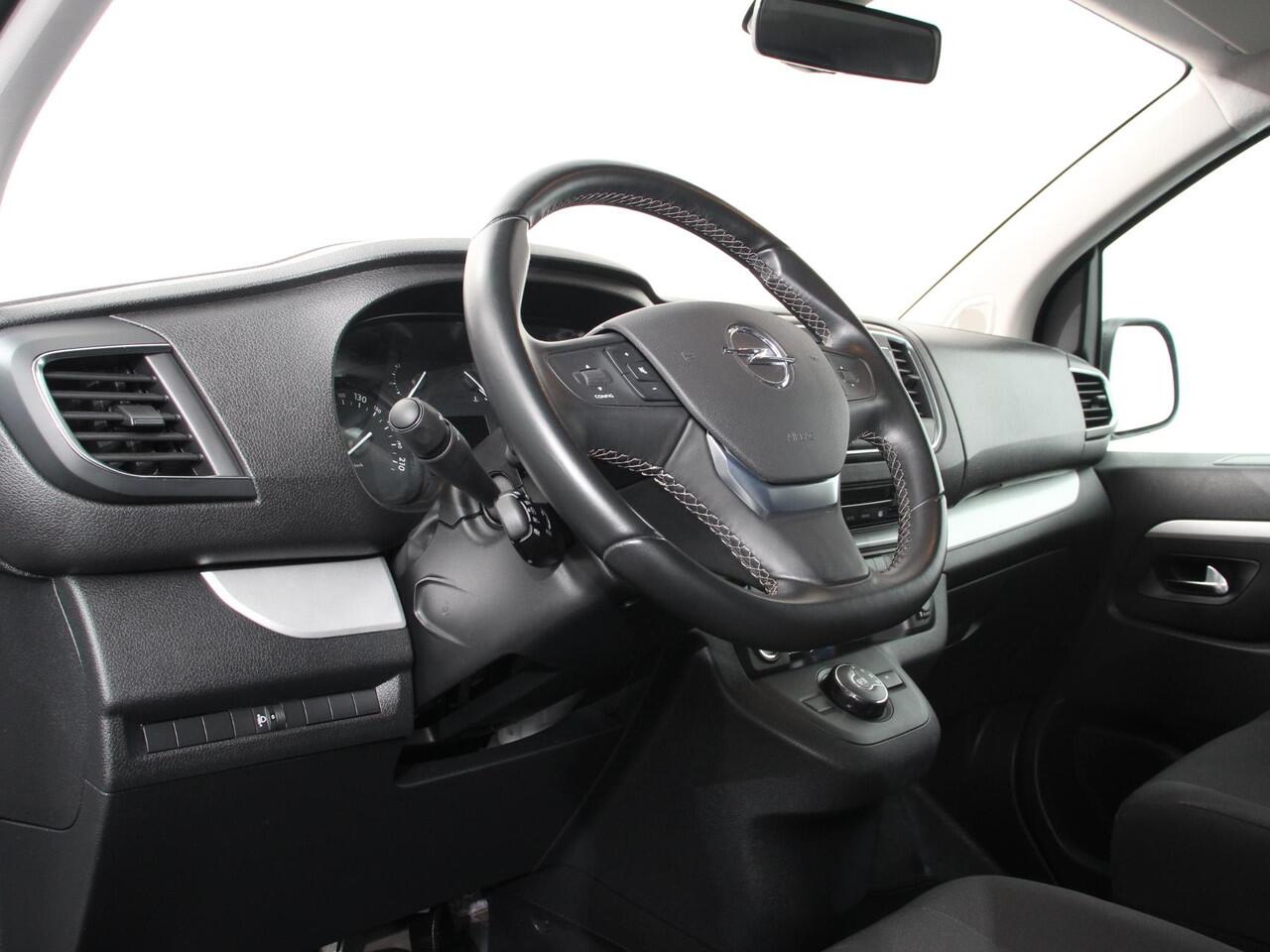 Opel VIVARO 2.0 CDTI Automaat 145 pk L3H1 Dubbele Cabine | Navigatie | Trekhaak | Airco | Parkeer sensoren | Betimmering