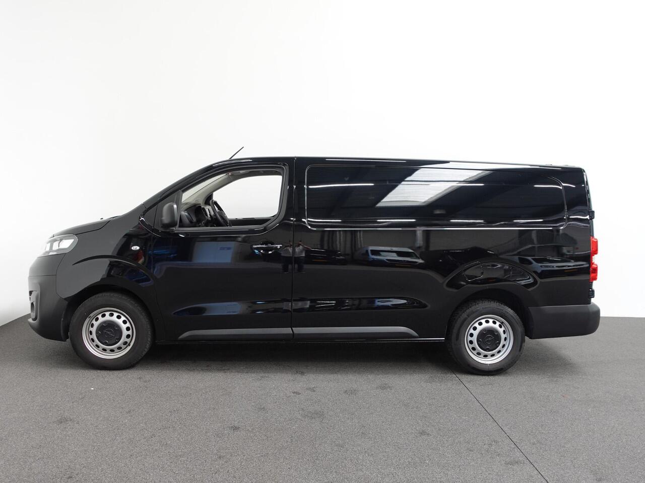 Opel VIVARO L3H1 145pk Automaat Navigatie Trekhaak Airco Bluetooth Cruise Control PDC achter