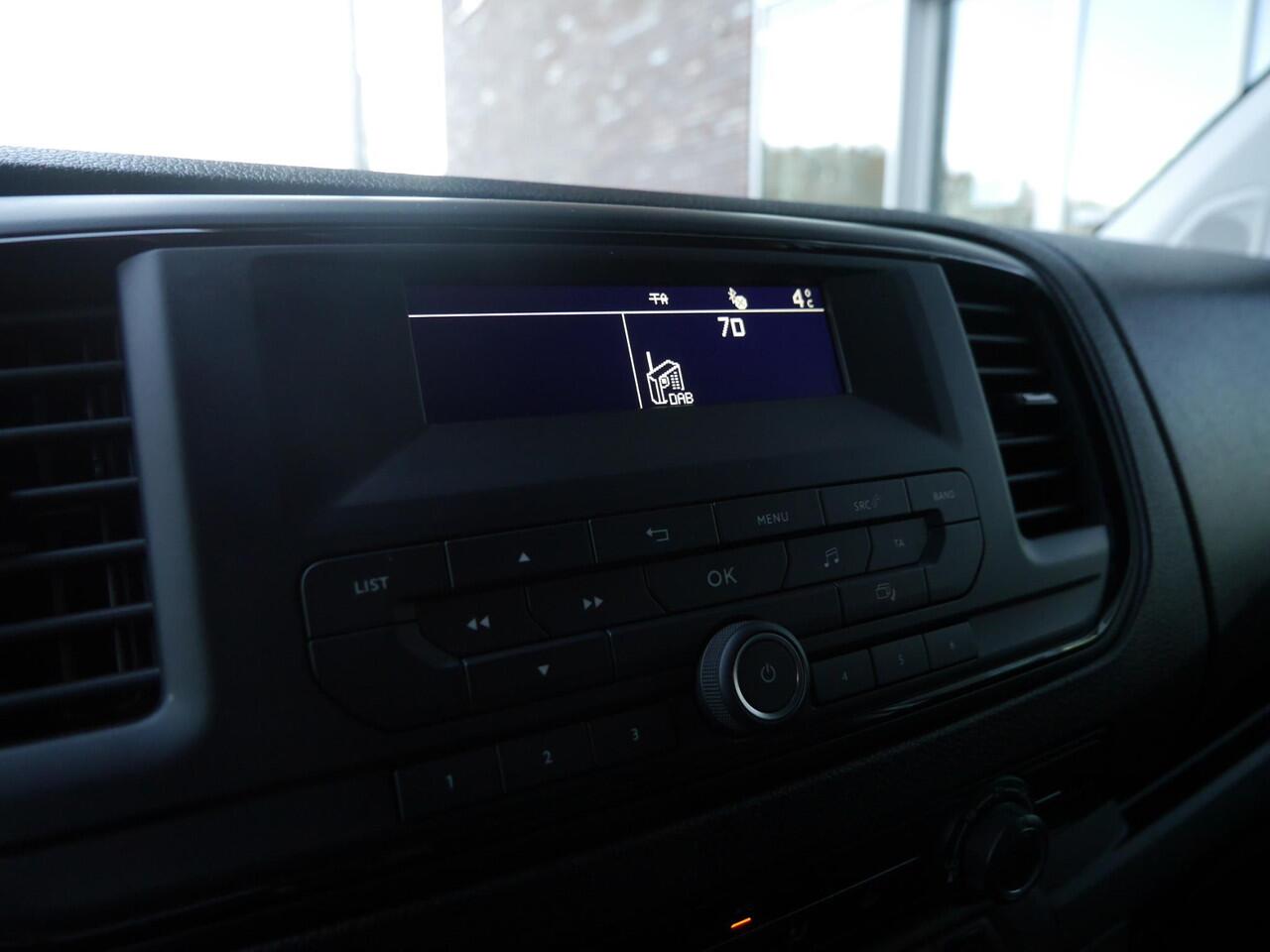 Opel VIVARO 2.0 Diesel 145 L3 | Lage km.stand | Airco | Cruise Control | Bluetooth | Parkeersensoren | 3 zits