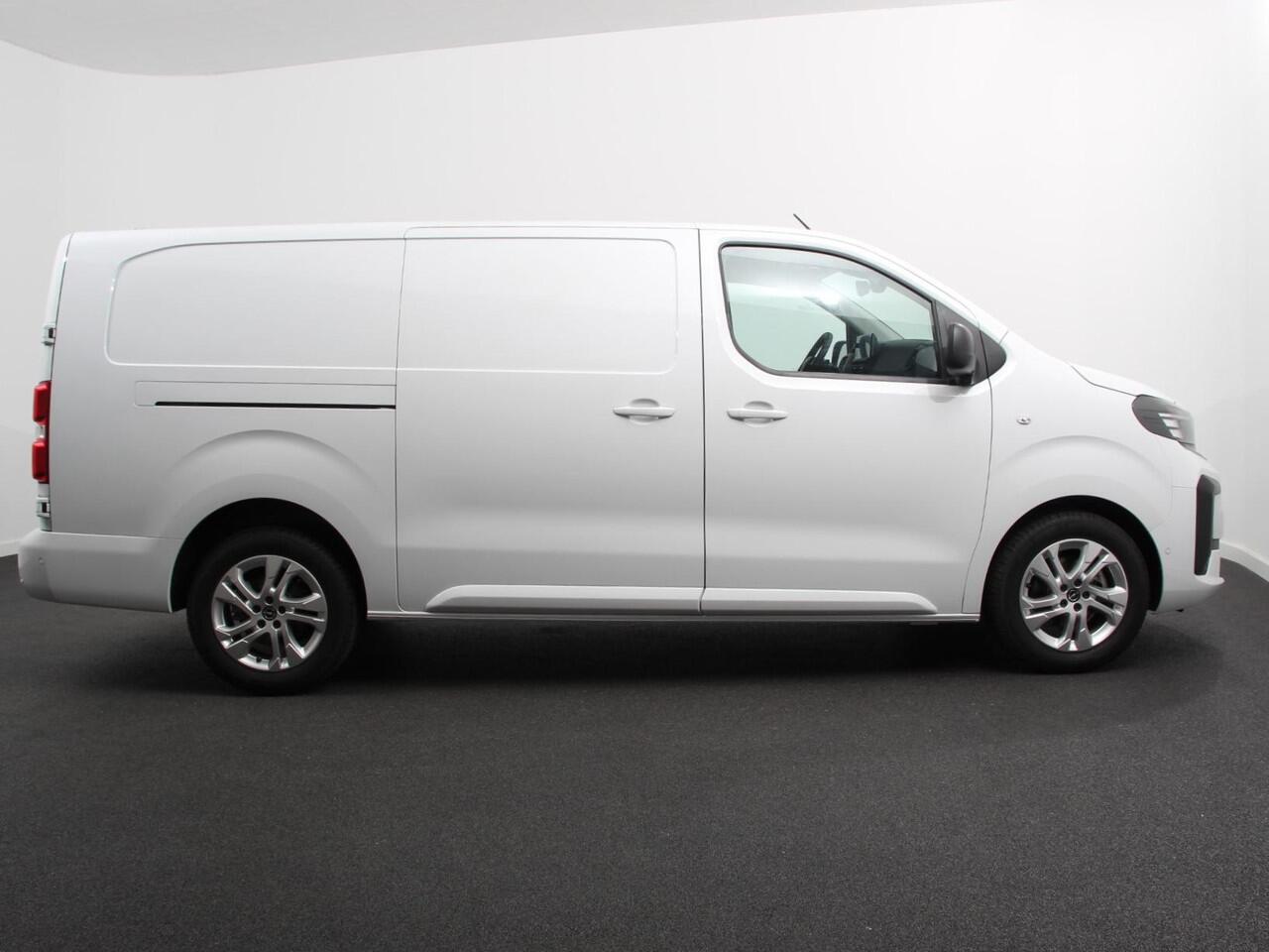 Opel VIVARO 2.0 BlueHDi 180 S&S L3 Automaat Apple Carplay / Android Auto Parkeersensoren V+A Trekhaak Camera Navigatie Cruise Control LED koplampen houten afwerking laadruimte