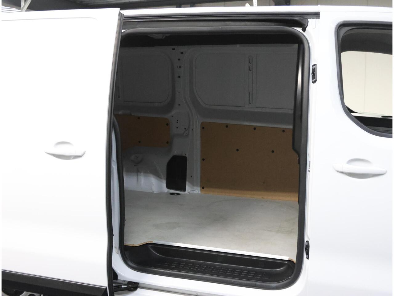 Opel VIVARO 2.0 180PK S&S L3 | 1ste eigenaar | AUTOMAAT | AppleCarPlay/AndroidAuto | Armsteun | 3 Zits | Houtenlaadvloer | Navigatie | Keyless | Stuurverwarming | Climate Control | Cruise Control | Parkeersensoren |