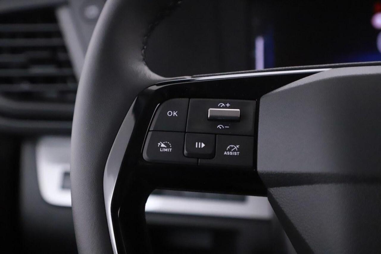 Opel VIVARO 2.0 D. 145 pk L3 Winterpakket/Camera/Trekhaak Dubbele Schuifdeur/Vloer en Wand betimmering BPM VRIJ!