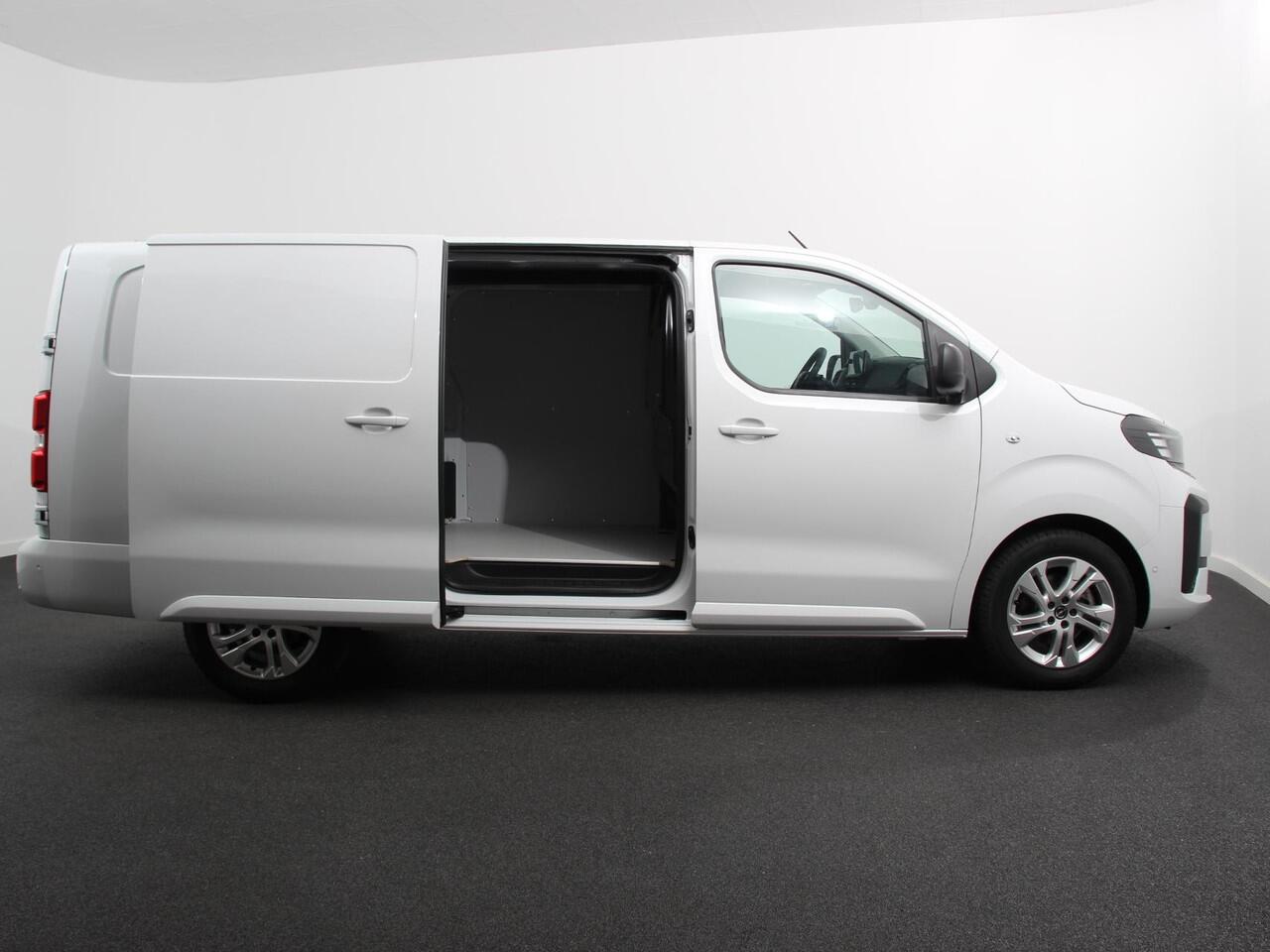 Opel VIVARO 2.0 Diesel 180 S&S L3 Automaat Apple Carplay / Android Auto Parkeersensoren V+A Trekhaak Camera Navigatie Cruise Control LED koplampen houten afwerking laadruimte