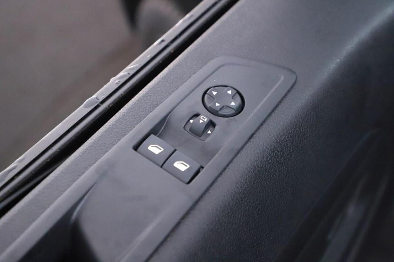 Opel VIVARO 2.0 Diesel 145pk L3 Camera/Trekhaak Dubbele Schuifdeur/Vloer en Wand betimmering BPM VRIJ!