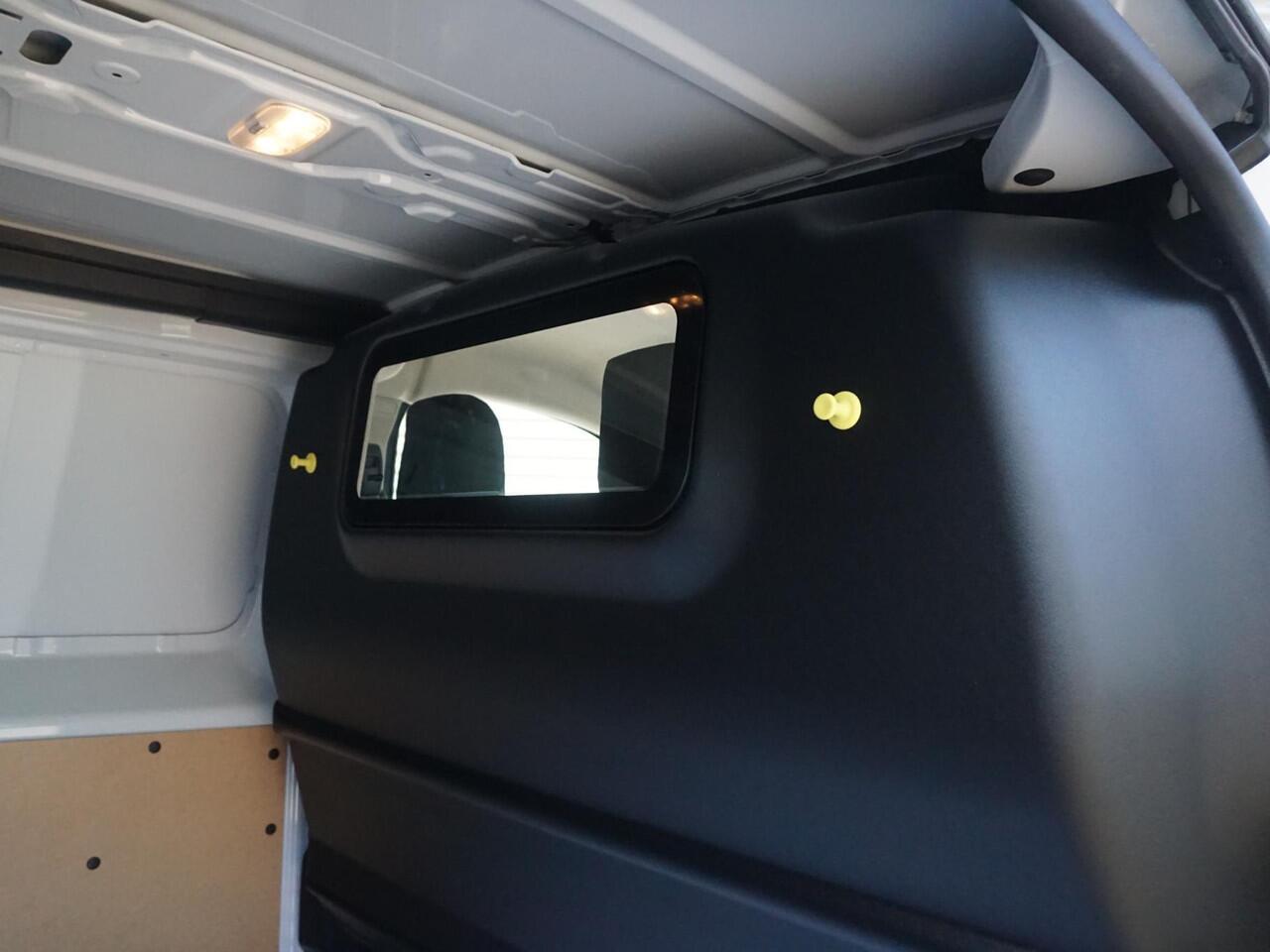 Opel VIVARO Electric L2 75 kWh | 8 jaar garantie | e-PTO 400V | navigatie incl. Apple Carplay | camera | rijklaarprijs