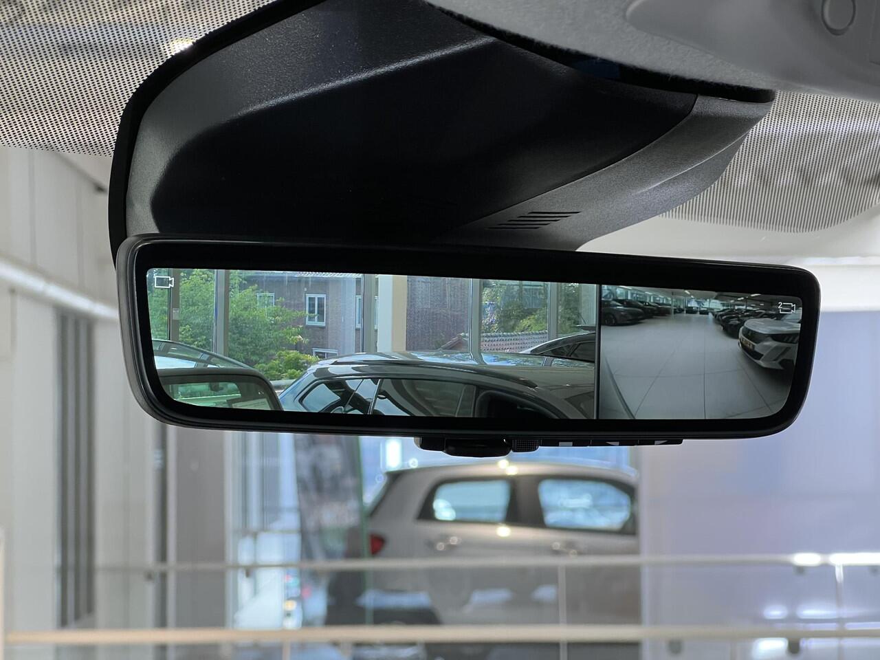 Opel VIVARO Electric 75 kWh | Dubbele cabine | 0% rente | 8 jaar garantie | Dynamic Comfort NAV pakket | Winterpakket | Exterieur Pakket | 2x schuifdeur | Lichtmetalen velgen | rijklaarprijs