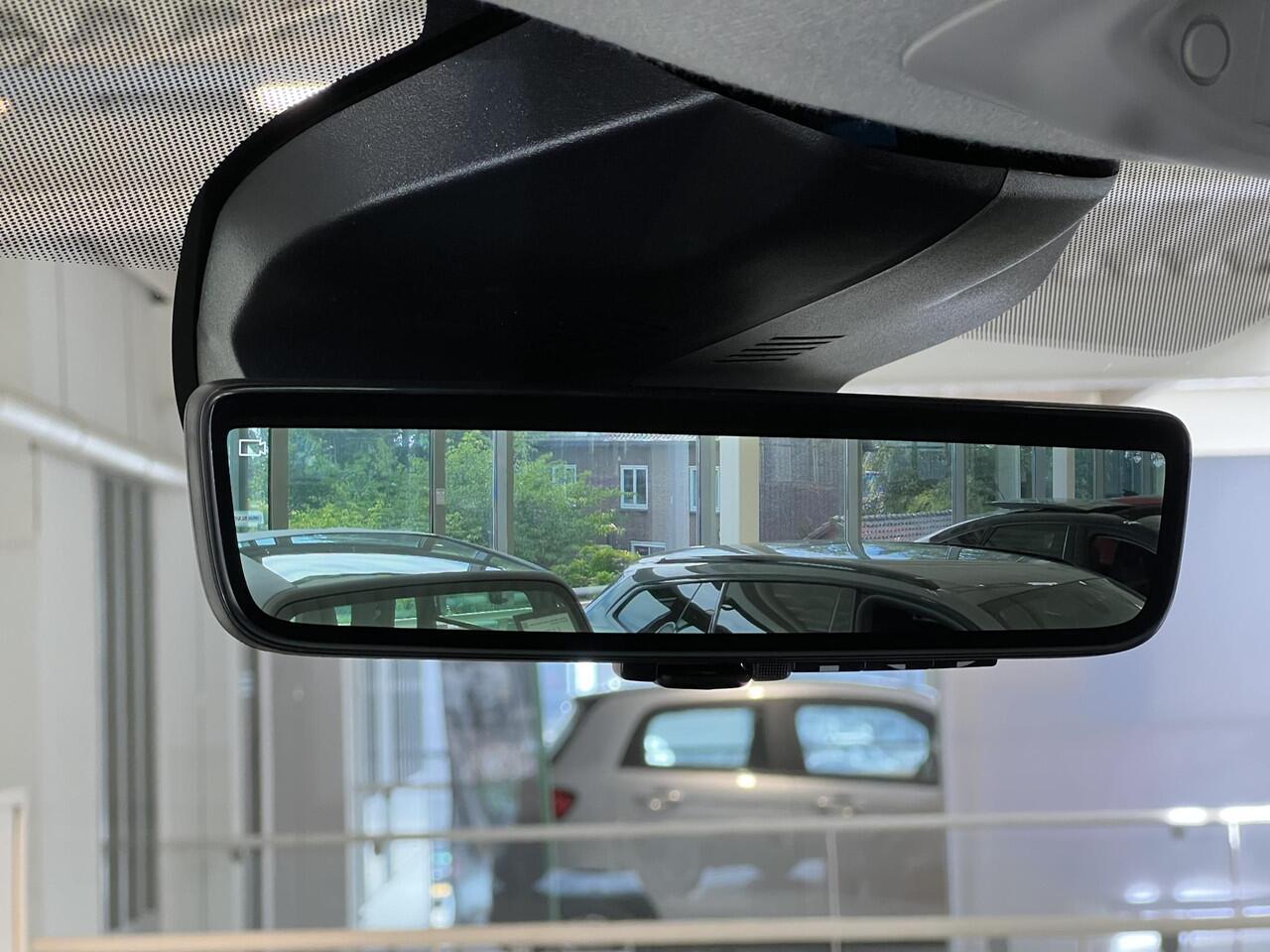 Opel VIVARO Electric 75 kWh | Dubbele cabine | 0% rente | 8 jaar garantie | Dynamic Comfort NAV pakket | Winterpakket | Exterieur Pakket | 2x schuifdeur | Lichtmetalen velgen | rijklaarprijs