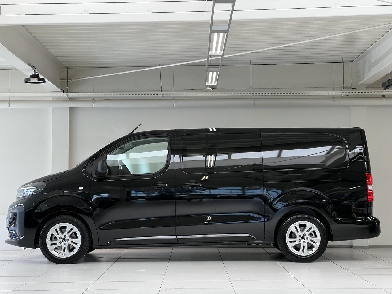 Opel VIVARO Electric 75 kWh | Dubbele cabine | 0% rente | 8 jaar garantie | Dynamic Comfort NAV pakket | Winterpakket | Exterieur Pakket | 2x schuifdeur | Lichtmetalen velgen | rijklaarprijs