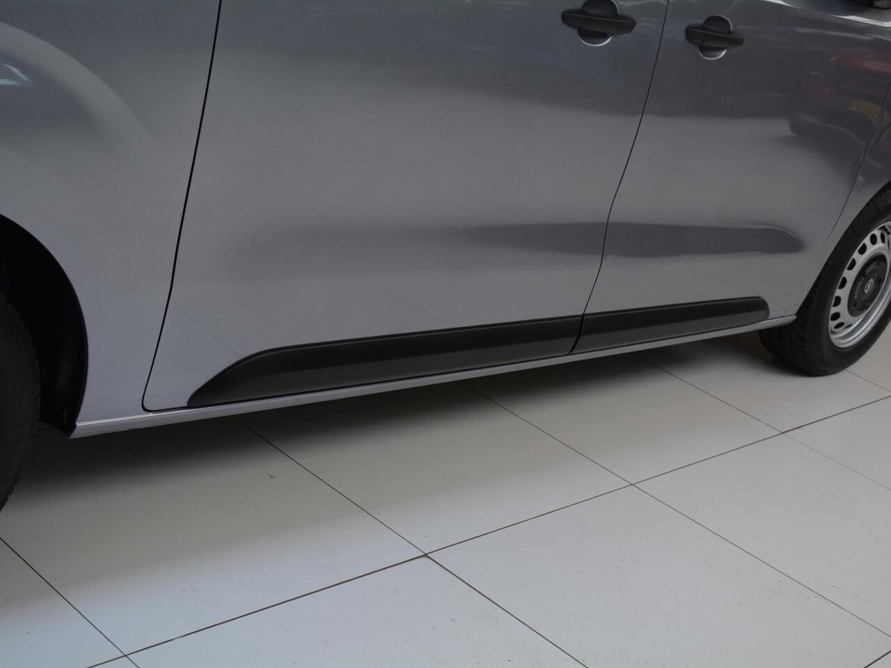 Opel VIVARO Electric L2 75 kWh | 8 jaar garantie | Surround View Pakket | Comfort scheidingswand | dodehoek detectie | 3 zitplaatsen | rijklaarprijs