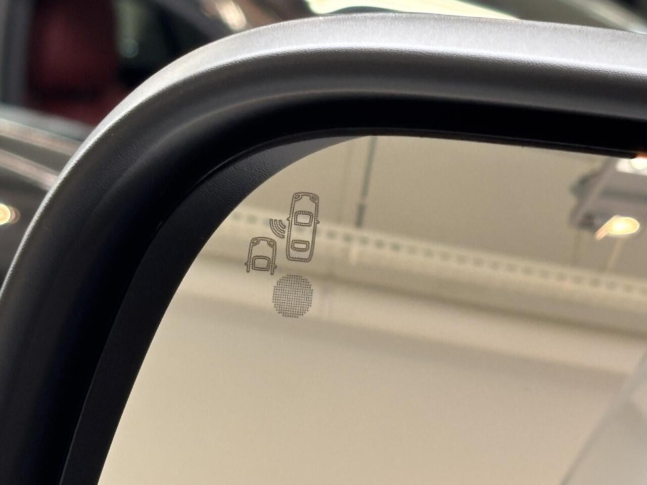 Opel VIVARO Electric L3 75 kWh | 0% rente | 8 jaar garantie | Surround View Pakket | Dodehoek detectie | Apple Carplay | camera | parkeersensoren voor & achter | Comfort scheidingswand | rijklaarprijs