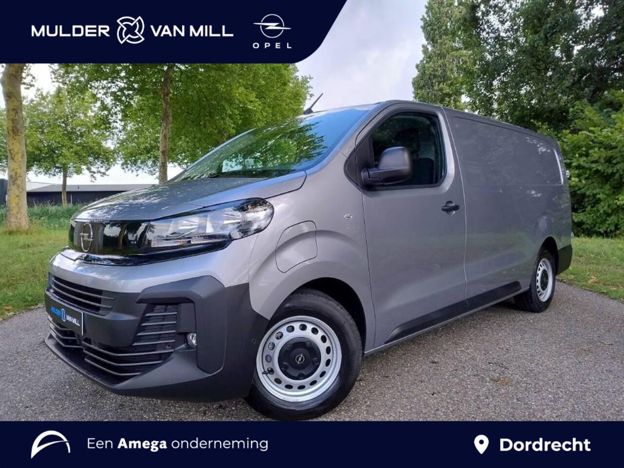 Opel VIVARO Electric L3 75 kWh 136pk | ACTIE! | 8 jaar garantie | 0% financial lease | Multimedia | Apple Carplay | Android Auto | Achteruitrijcamera | Parkeersensoren voor en achter | Digitale cockpit | Stuurwielbediening | Tussenwand comfort met raam | Bestuurderss