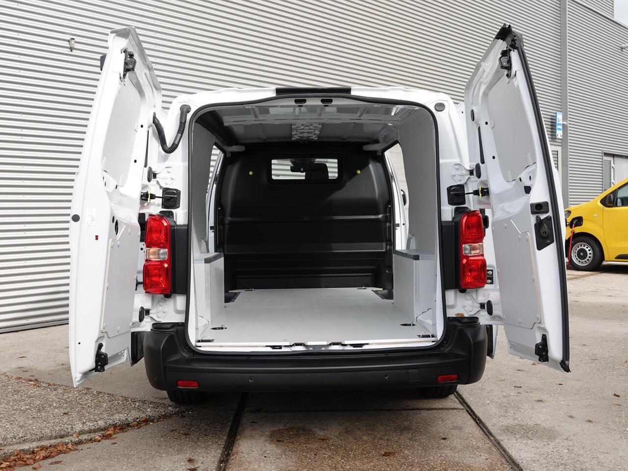 Opel VIVARO Electric L3 75 kWh | 2x schuifdeur | tot 8 jaar garantie | Dynamic NAV pakket | Apple Carplay | rondom zicht camera's | dodehoek detectie | parkeersensoren voor & achter | Comfort scheidingswand | rijklaarprijs