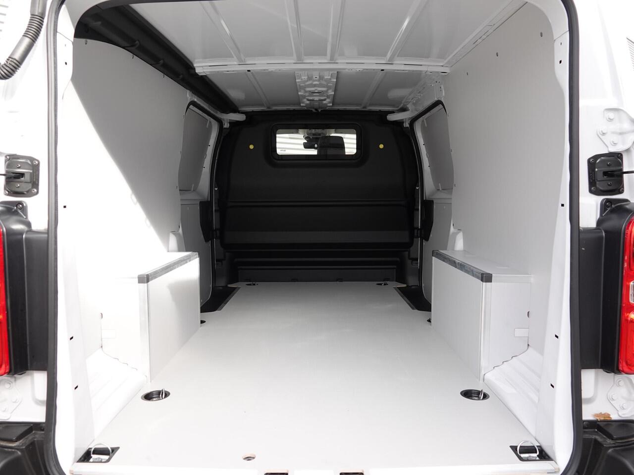 Opel VIVARO Electric L3 75 kWh | 2x schuifdeur | tot 8 jaar garantie | Dynamic NAV pakket | Apple Carplay | rondom zicht camera's | dodehoek detectie | parkeersensoren voor & achter | Comfort scheidingswand | rijklaarprijs