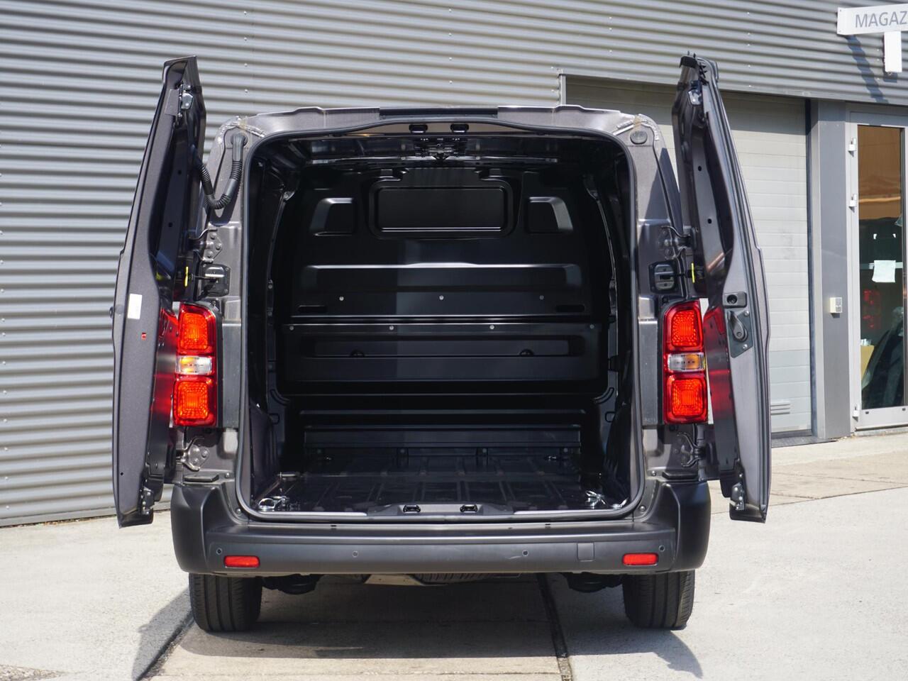 Opel VIVARO Electric L3 75 kWh | tot 8 jaar garantie | navigatie incl. Apple Carplay | airco | parkeersensoren | e-Call pakket | 3-zitplaatsen | rijklaarprijs