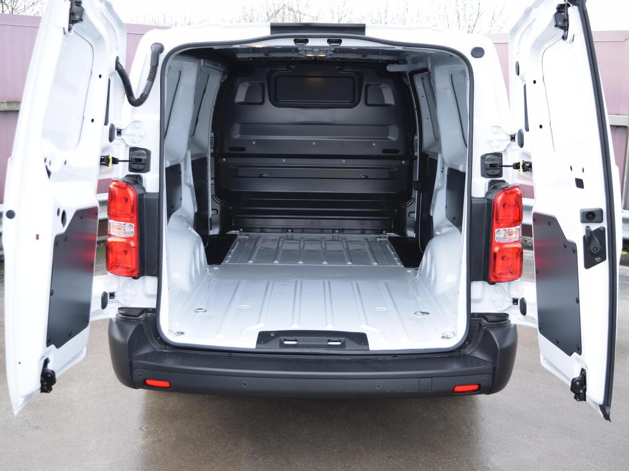 Opel VIVARO Electric L3 75 kWh | tot 8 jaar garantie | navigatie incl. Apple Carplay | airco | parkeersensoren | e-Call pakket | Comfort stoelen | rijklaarprijs