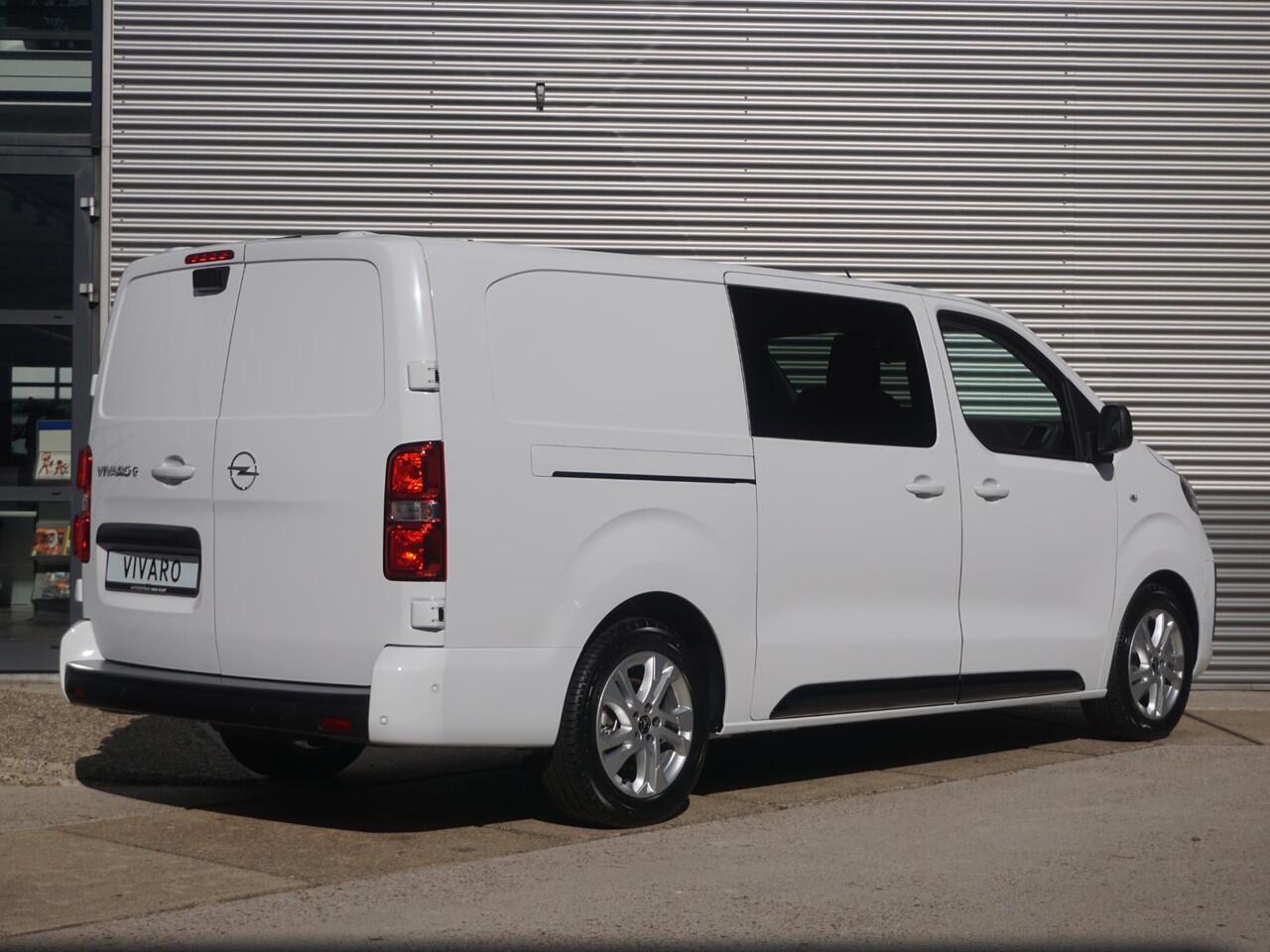 Opel VIVARO Electric 75 kWh Dubbele Cabine | 2x schuifdeur | tot 8 jaar garantie | Dynamic Surround View Pakket | Exterieur pakket | Comfort Pakket | Winterpakket | Apple Carplay | rondom zicht camera's | LM velgen | Dodehoek detectie | parkeersensoren voor & achter 