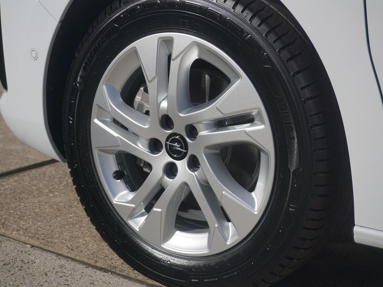 Opel VIVARO Electric 75 kWh Dubbele Cabine | 2x schuifdeur | tot 8 jaar garantie | Dynamic Surround View Pakket | Exterieur pakket | Comfort Pakket | Winterpakket | Apple Carplay | rondom zicht camera's | LM velgen | Dodehoek detectie | parkeersensoren voor & achter 