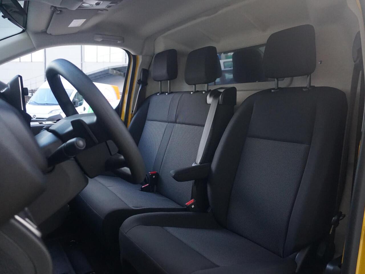 Opel VIVARO Electric L3 75 kWh | 0% rente | tot 8 jaar garantie | Apple Carplay | achteruitrijcamera | Comfort tussenschot | RAL1032