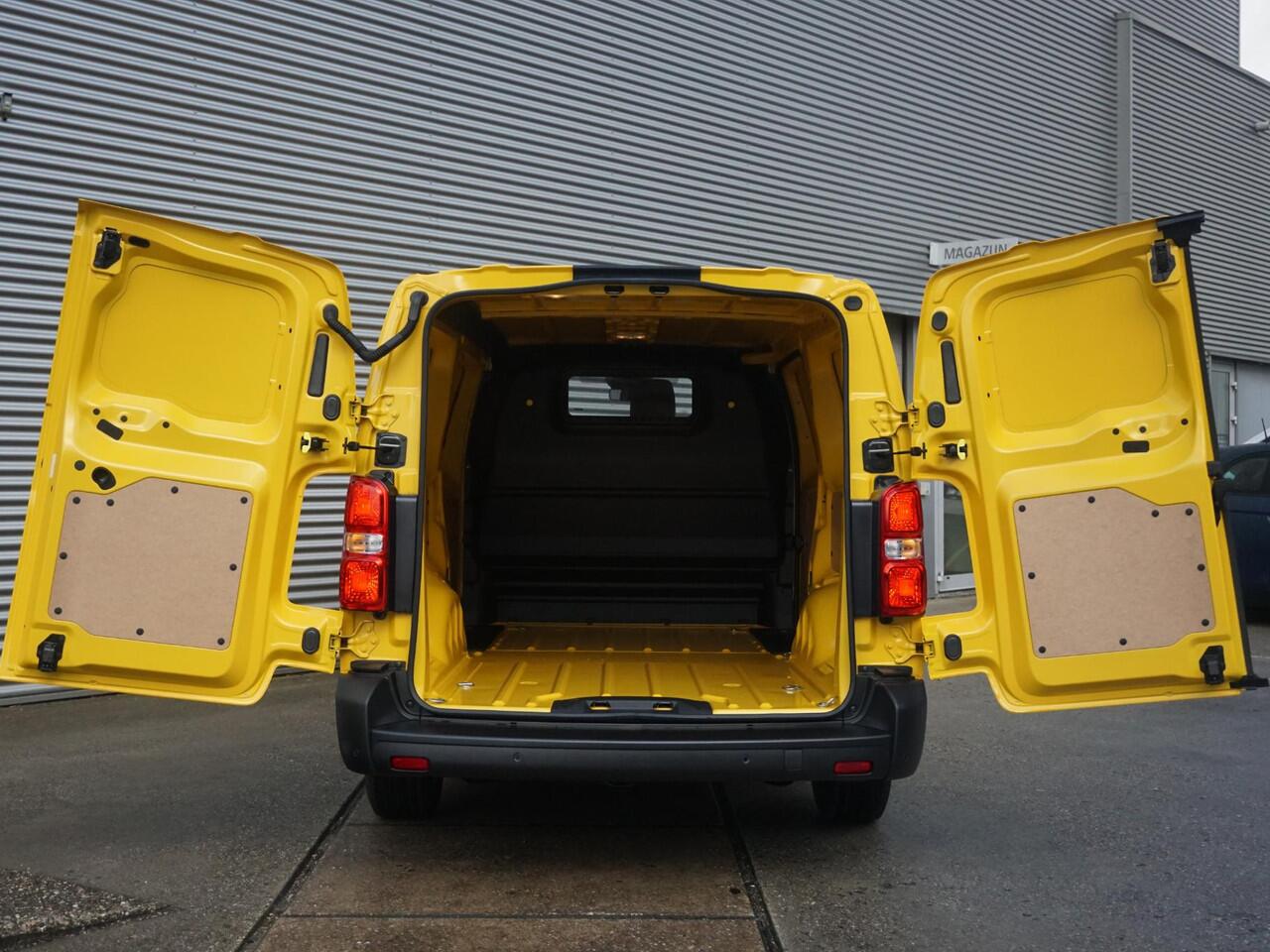 Opel VIVARO Electric L3 75 kWh | 0% rente | tot 8 jaar garantie | Apple Carplay | achteruitrijcamera | Comfort tussenschot | RAL1032