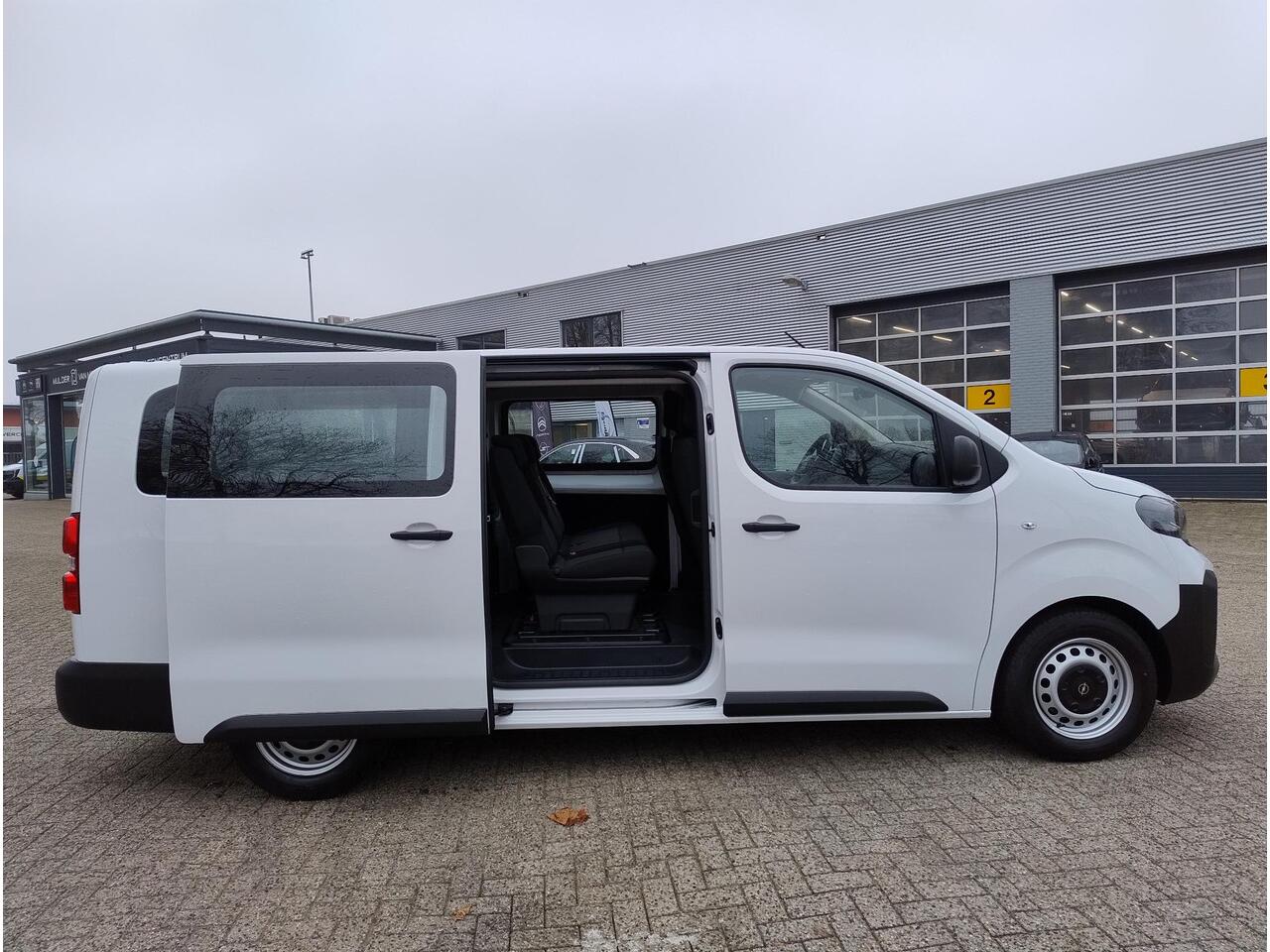 Opel VIVARO Combi Electric L3 75 kWh | 9-persoons | van ¤60.414 voor ¤46.443 incl. BTW | TAXI ombouw mogelijk