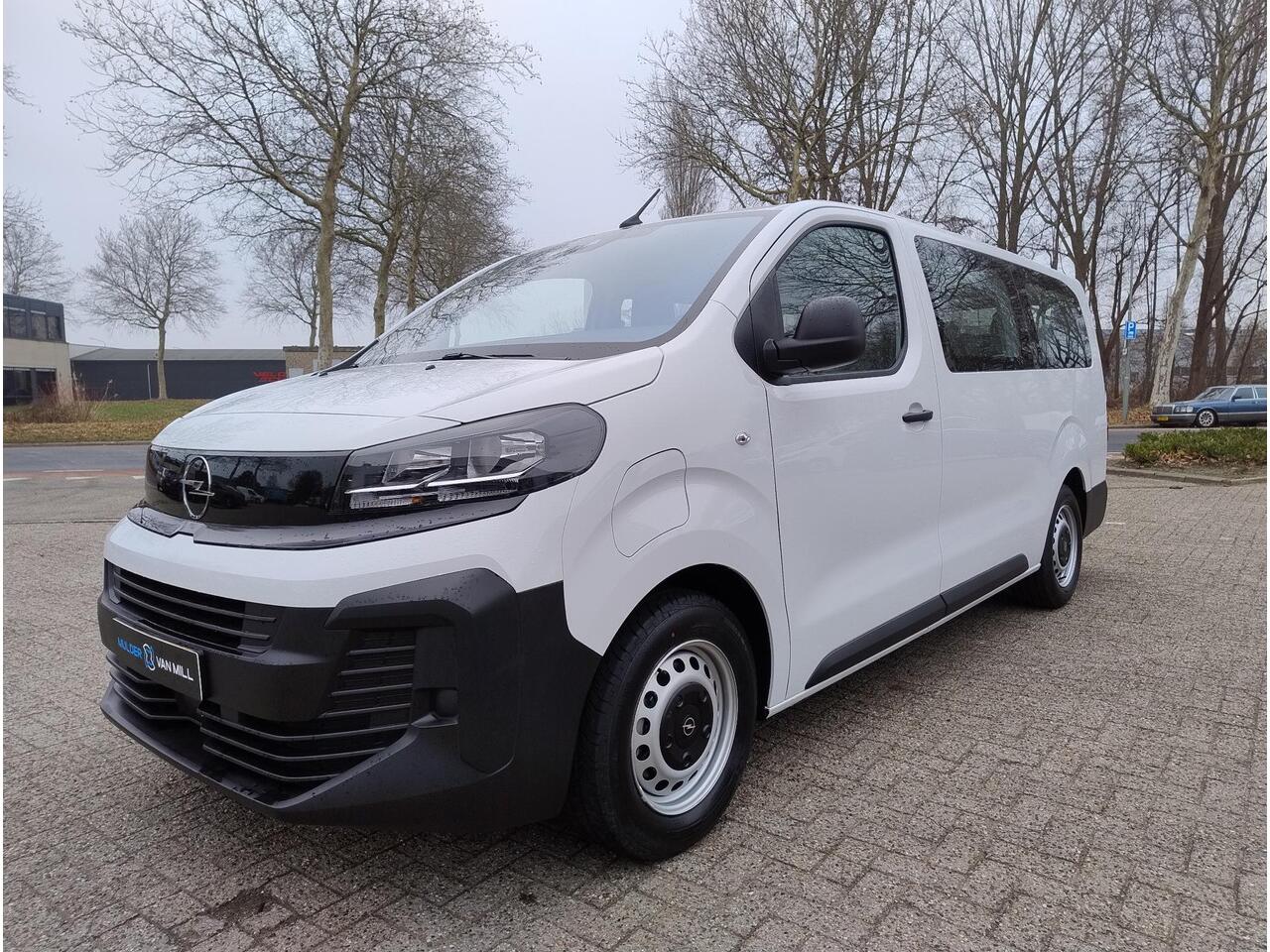 Opel VIVARO Combi Electric L3 75 kWh | 9-persoons | van ¤60.414 voor ¤46.443 incl. BTW | TAXI ombouw mogelijk