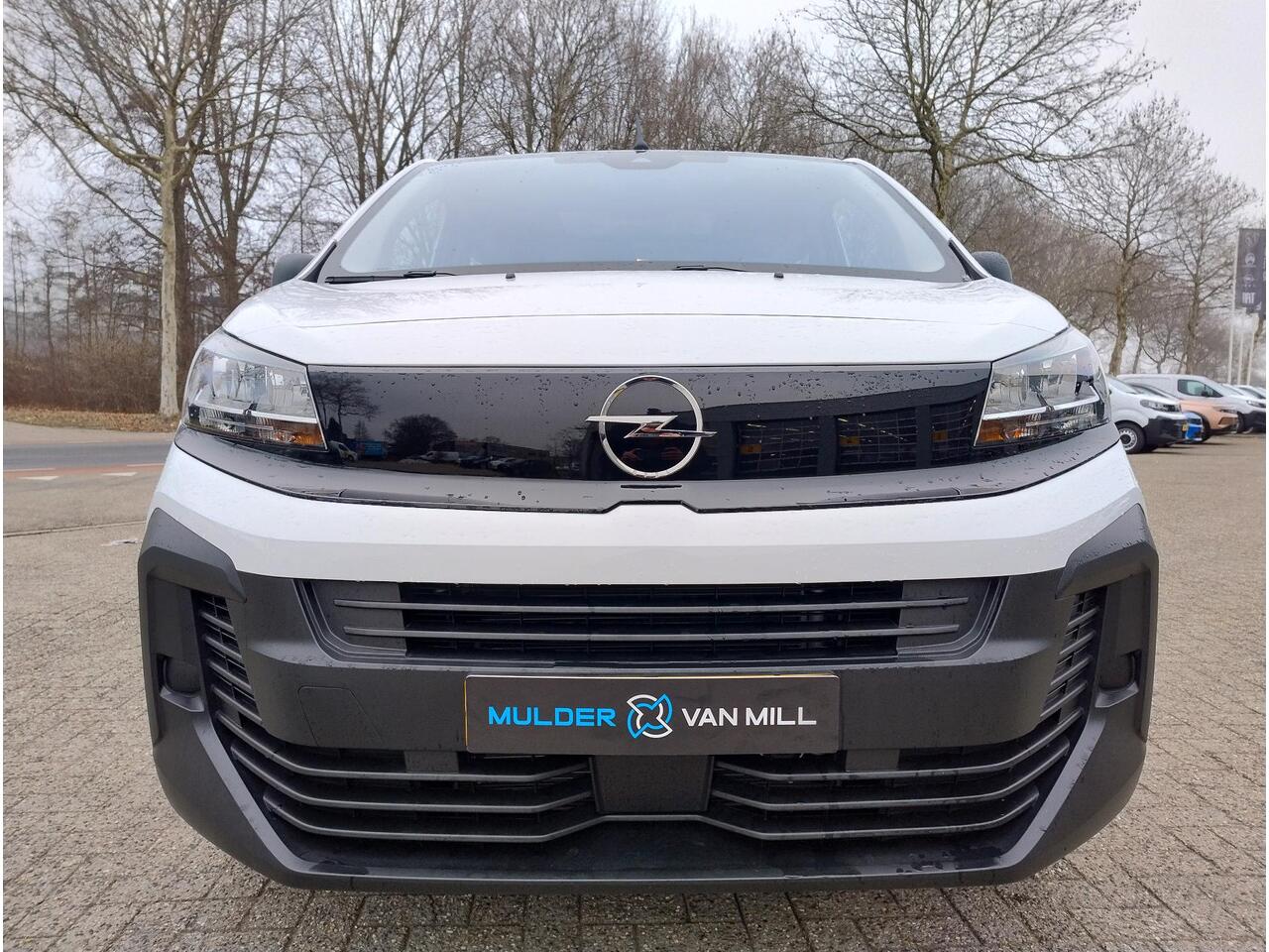 Opel VIVARO Combi Electric L3 75 kWh | 9-persoons | van ¤60.414 voor ¤46.443 incl. BTW | TAXI ombouw mogelijk