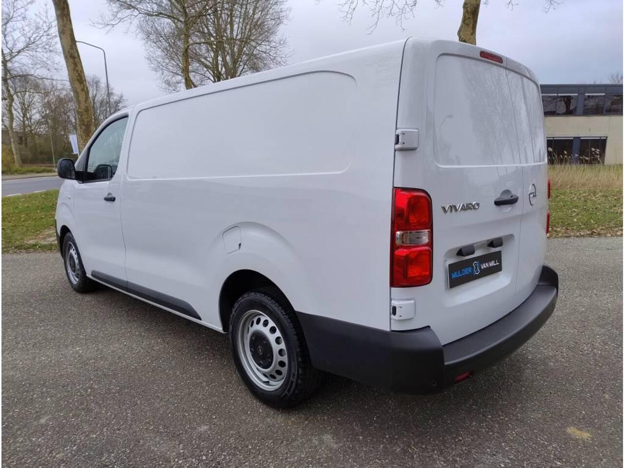 Opel VIVARO Electric L3 75 kWh 136pk | 8 jaar garantie | 0% financial lease | Multimedia | Apple Carplay | Android Auto | Achteruitrijcamera | Parkeersensoren achter | Ditale cockpit | Stuurwielbediening | Bestuurdersstoel comfort | Bank voorpassagiers | van ¤46.330 