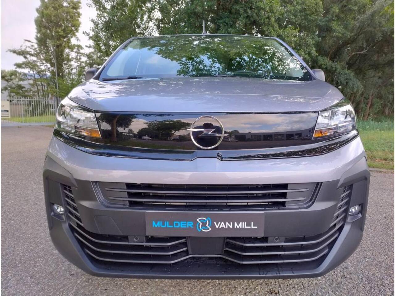 Opel VIVARO Electric L3 75 kWh 136pk | 8 jaar garantie | 0% financial lease | Multimedia | Apple Carplay | Android Auto | Achteruitrijcamera | Parkeersensoren achter | Ditale cockpit | Stuurwielbediening | Bestuurdersstoel comfort | Bank voorpassagiers | Tussenwand c