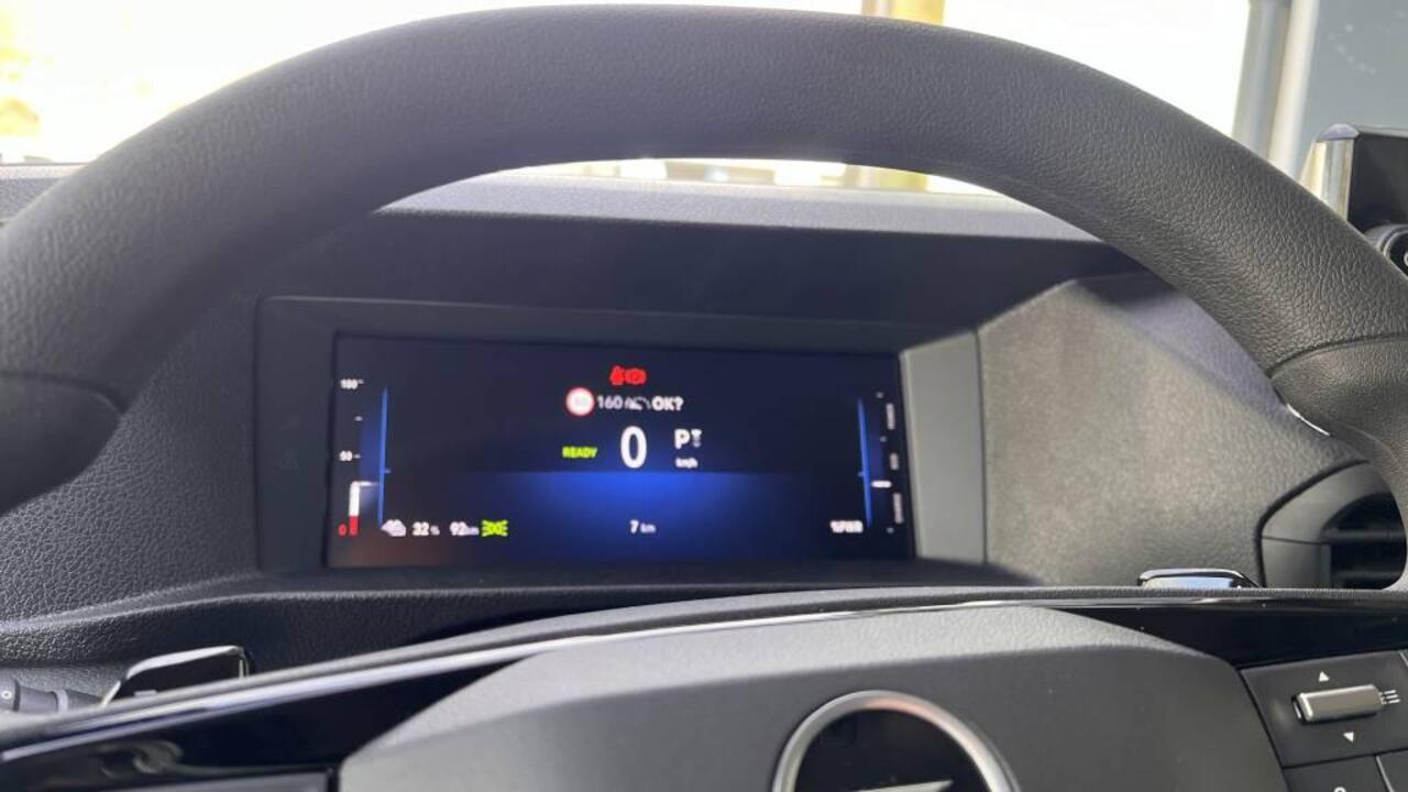 Opel VIVARO Electric L3 75 kWh 136pk | 8 jaar garantie | 0% financial lease | Multimedia | Apple Carplay | Android Auto | Achteruitrijcamera | Parkeersensoren achter | Ditale cockpit | Stuurwielbediening | Bestuurdersstoel comfort | Bank voorpassagiers | van ¤46.880 