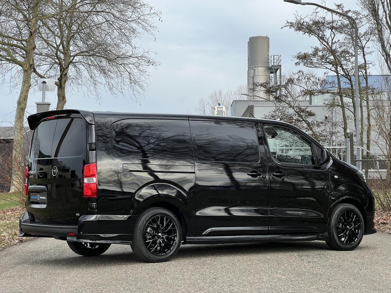 Opel VIVARO Electric L3 75kWh 136pk | STX SPORT | Lederen bekleding STX | STX Pakket | Dakspoiler | Sideskirts | 18 inch zwarte velgen | City Pakket | Comfort Pakket | Exterieur Pakket | Full ECO LED verlichting | Winter Pakket | Houten afwerking laadruimte | Reserve