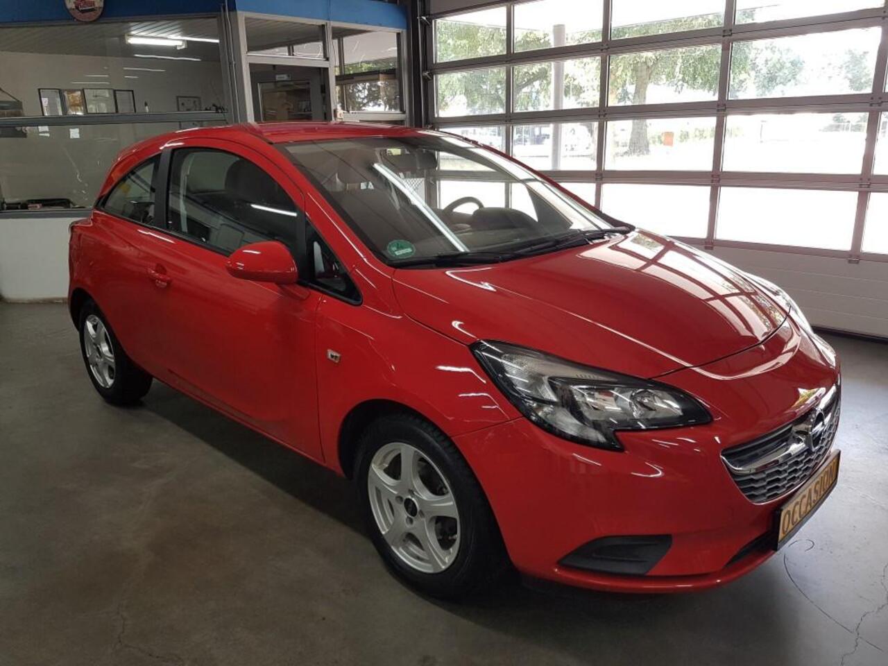 Opel e-Corsa 1200i 16V 3 DEURS AIRCO BRANDWEER ROOD