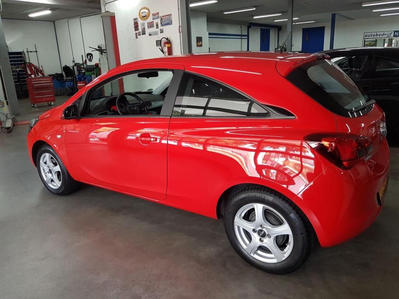 Opel e-Corsa 1200i 16V 3 DEURS AIRCO BRANDWEER ROOD
