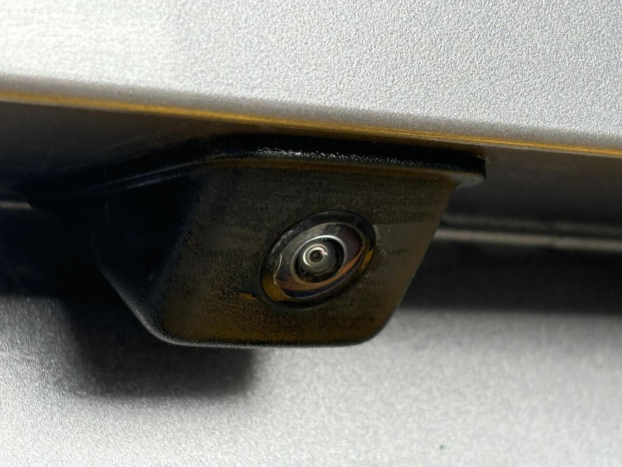 Opel e-Corsa Elegance EV 3-FASEN 50kWh 136pk | 11 KW BOORDLADER | PREMIUM PACK | 180° CAMERA+SENSOREN | NAVI PRO 10" | ISOFIX | DODEHOEK | DAB+ |