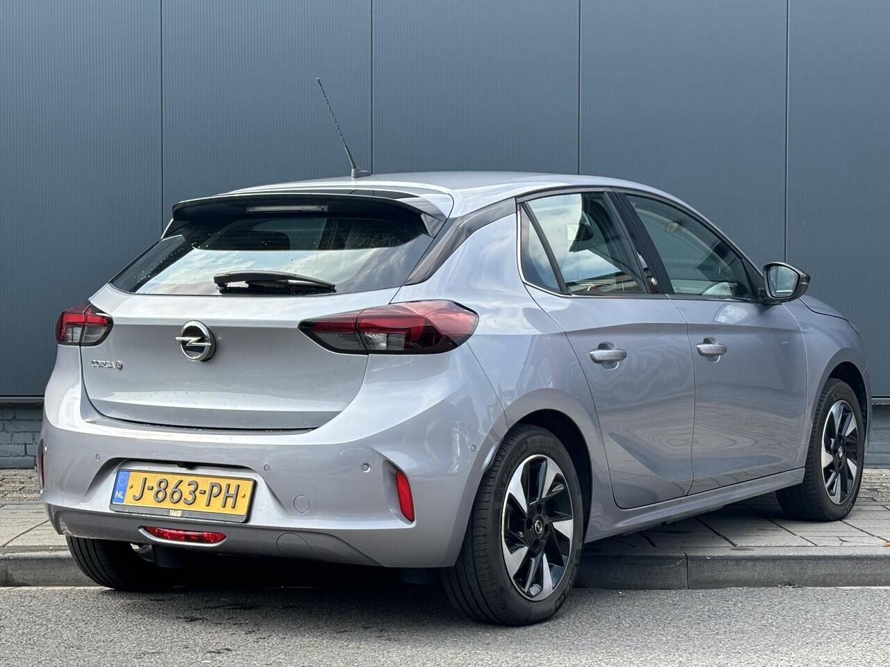 Opel e-Corsa Elegance EV 3-FASEN 50kWh 136pk | 11 KW BOORDLADER | PREMIUM PACK | 180° CAMERA+SENSOREN | NAVI PRO 10" | ISOFIX | DODEHOEK | DAB+ |