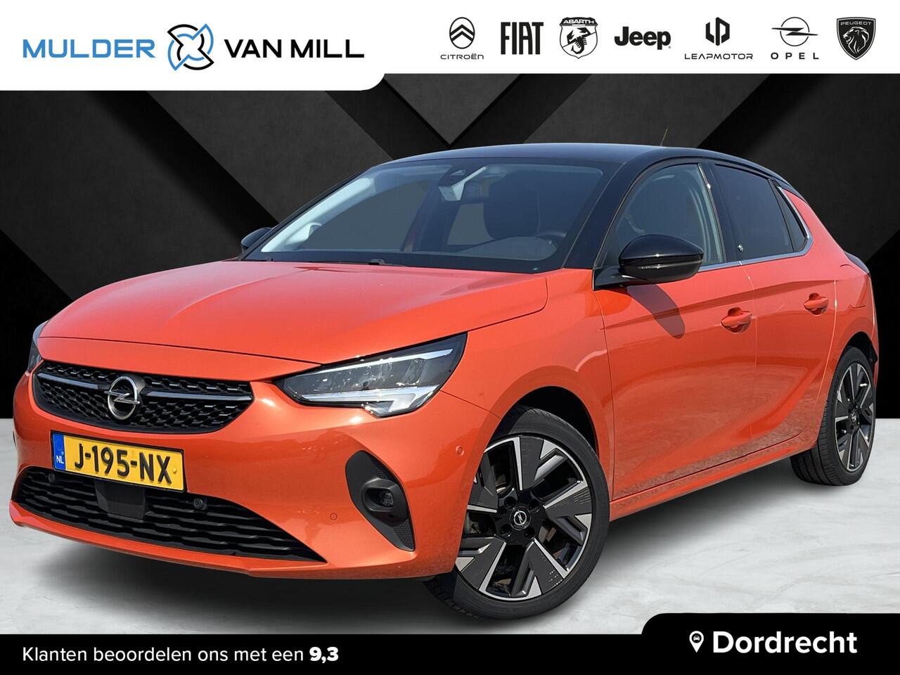 Opel e-Corsa Elegance 3-FASEN 50kWh 136pk | NAVI | APPLE CARPLAY / ANDROID AUTO | WINTERPACK | 17'' LM-VELGEN | DAKKLEUR ZWART |