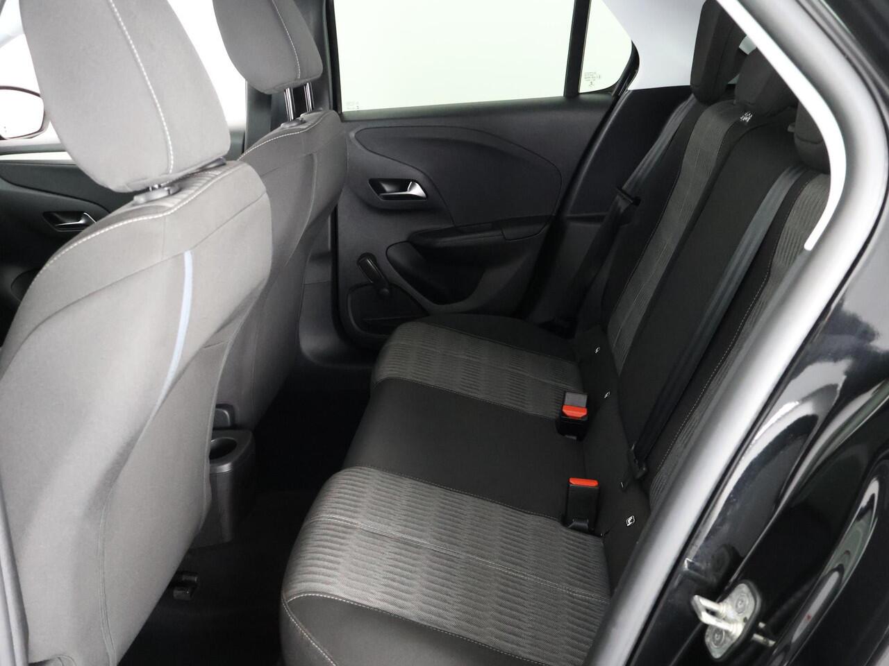 Opel e-Corsa 3 FASE 50kWH ACCU 92 % GARANTIE 2030* TOT 347 KM BEREIK WLTP ! AUTOMAAT . FULL NAVI . ANDROID CARPLAY & ANDROID AUTO .