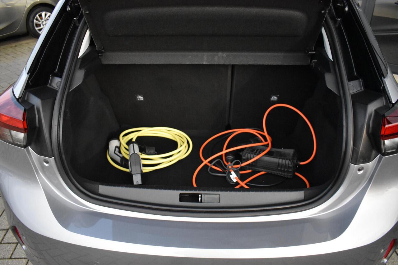 Opel e-Corsa Elegance 50 kWh | Camera / Navi / Apple Carplay & Android auto.