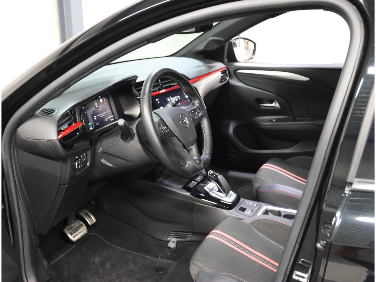 Opel e-Corsa GS Line 50kWh 136PK | 1ste eigenaar | Winterpakket | ACCURAPPORT 93% | Parkeersensoren | Navigatie | AUTOMAAT | AppleCarplay/AndroidAuto | Stoel&Stuur Verwarming | Climate Control | Cruise Control | 10"scherm | Camera | Navigatie | LM velgen | Keyless | 