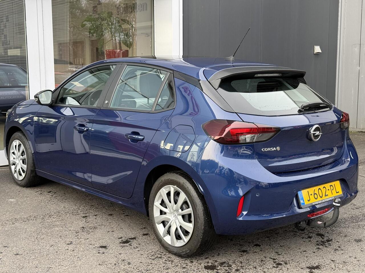 Opel e-Corsa Edition 50 kWh 3 fase | Panoramadak | Trekhaak | Cruise control | Keyless start | Edition+ Pakket | Verkeersbord detectie | Central deurvergrendeling met afstandsbediening |