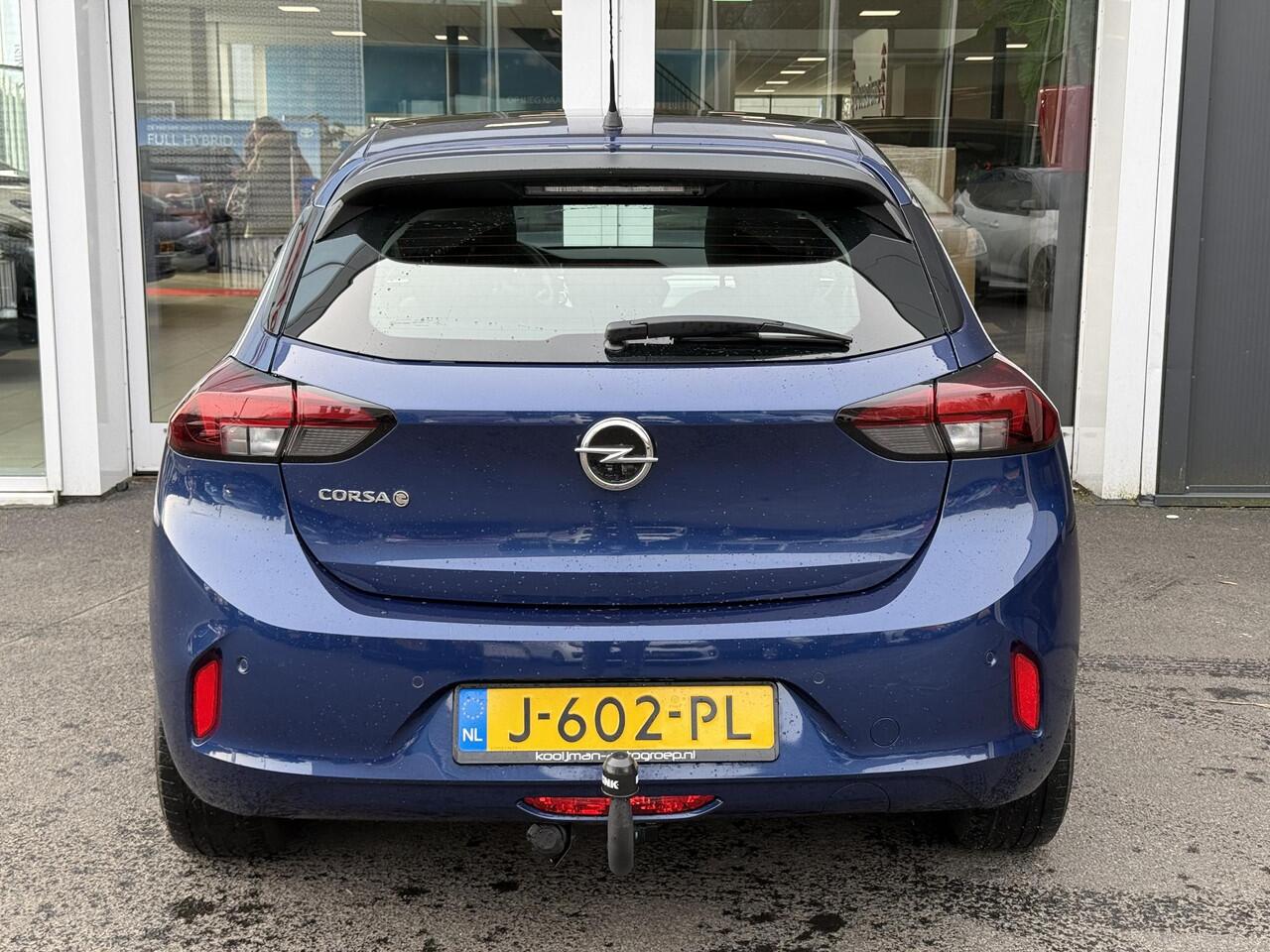 Opel e-Corsa Edition 50 kWh 3 fase | Panoramadak | Trekhaak | Cruise control | Keyless start | Edition+ Pakket | Verkeersbord detectie | Central deurvergrendeling met afstandsbediening |