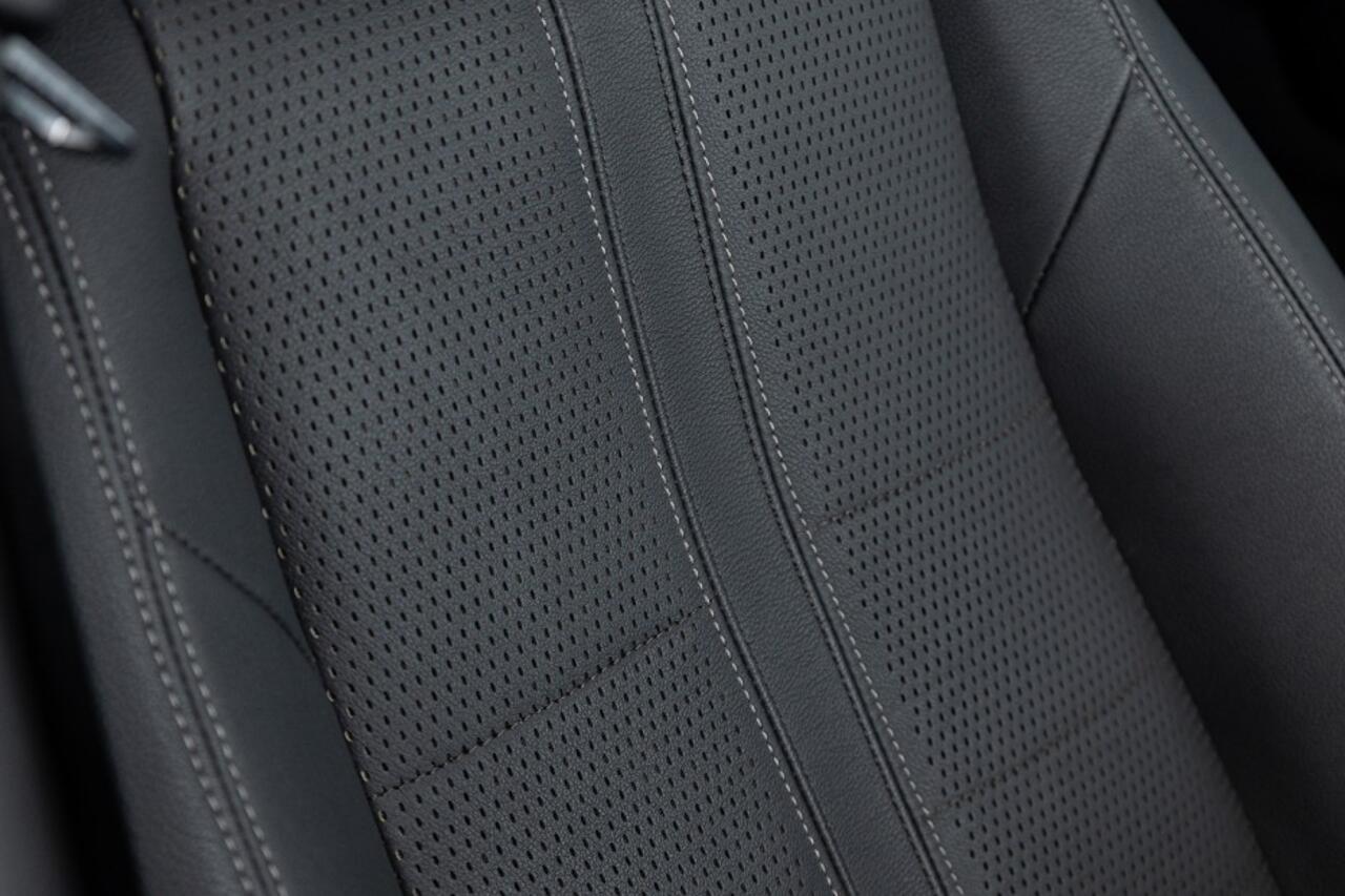 Opel e-Corsa Elegance 50 kWh | Full LED | LEDER | KEYLESS | PDC ? 1e Eigenaar *SOH 89%*