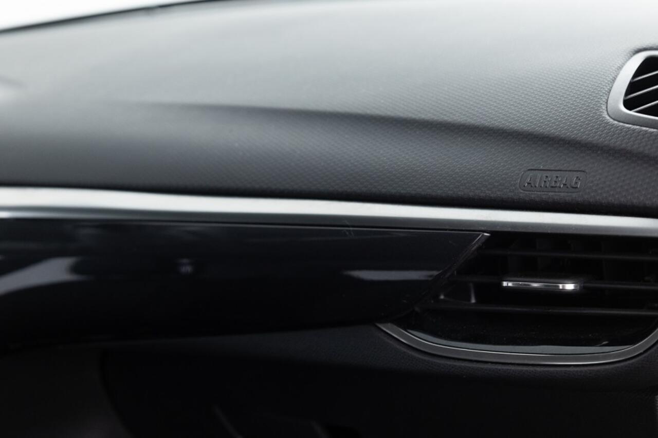 Opel e-Corsa Elegance 50 kWh | Full LED | LEDER | KEYLESS | PDC ? 1e Eigenaar *SOH 89%*