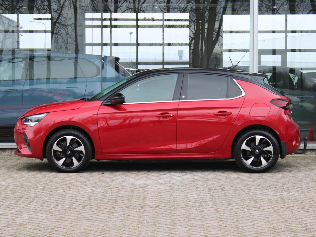 Opel e-Corsa GS Line 50 kWh | Camera / Trekhaak / Climate