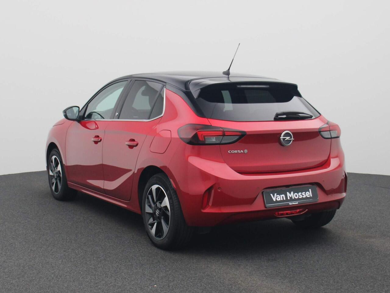 Opel e-Corsa Elegance 50 kWh 136pk | Navigatie | Achteruitrijcamera | Carplay | Parkeersensoren | Keyless entry | Lichtmetalen velgen 16"