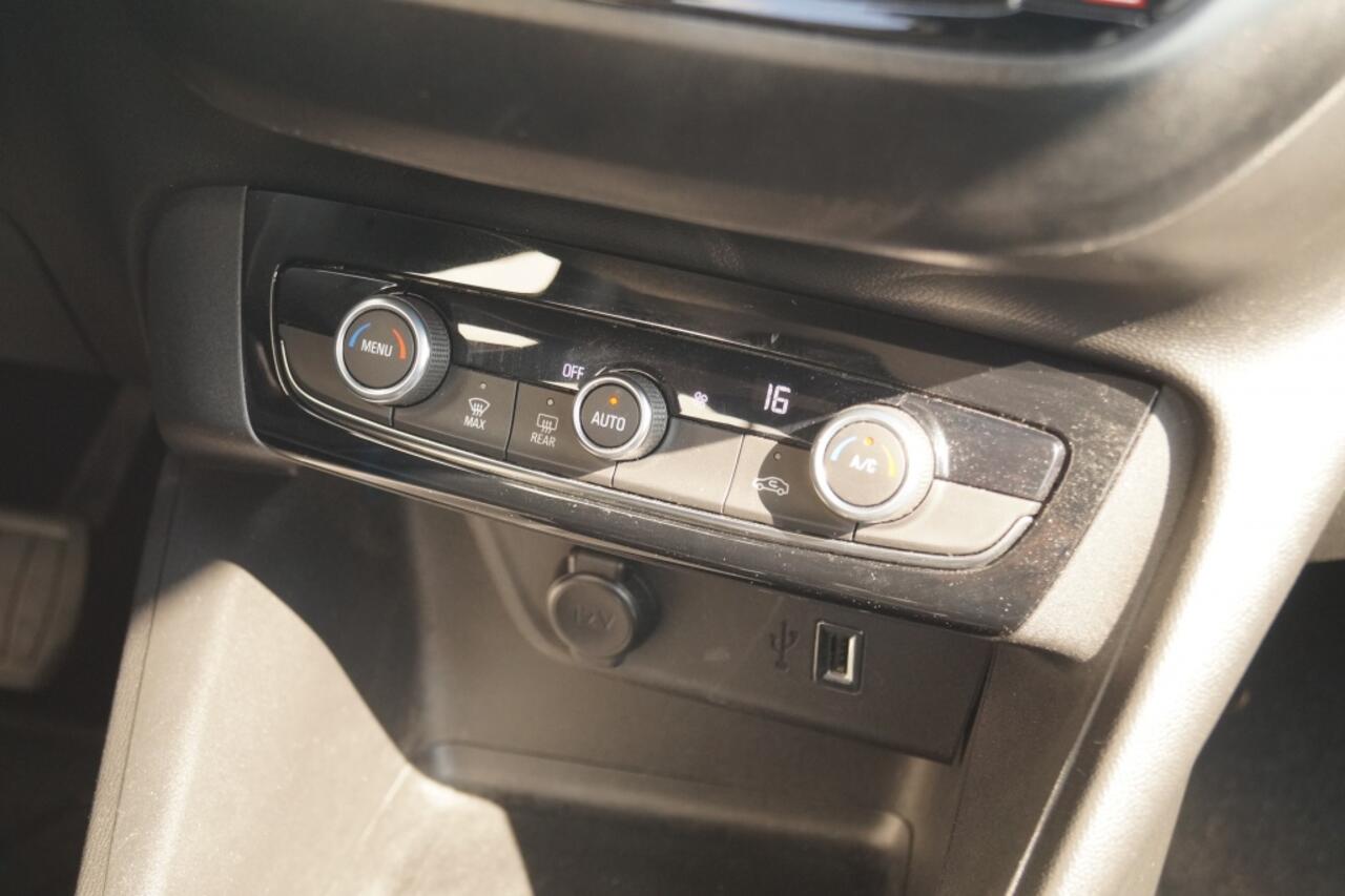 Opel e-Corsa Edition 50kWh Automaat -CARPLAY-ECC-CRUISE-