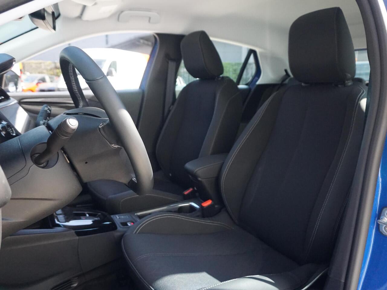 Opel e-Corsa 50kWh Elegance (Level 3) 11kW 3 fase | Navi Pro 10" scherm | Premium pakket | Winterpakket | Achteruitrijcamera | SoH 100 % |