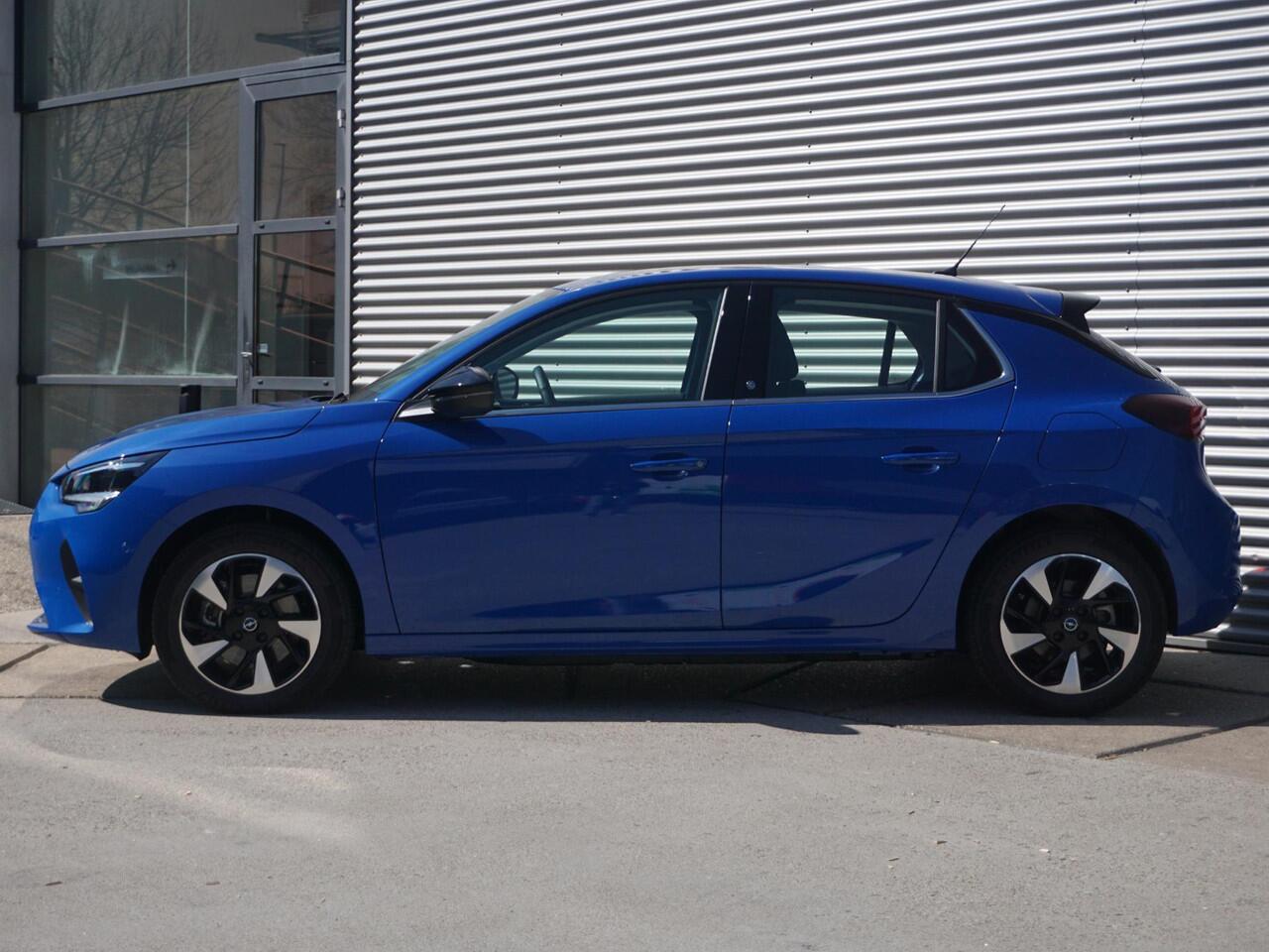 Opel e-Corsa 50kWh Elegance (Level 3) 11kW 3 fase | Navi Pro 10" scherm | Premium pakket | Winterpakket | Achteruitrijcamera | SoH 100 % |